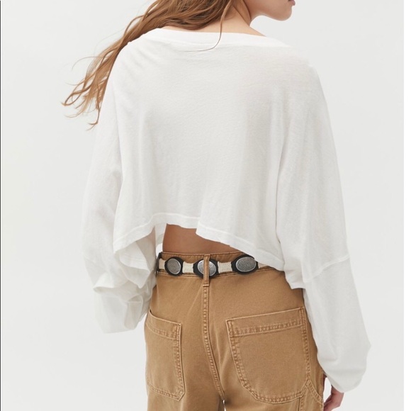 Very flowy maroon crop - Picture 6 of 6